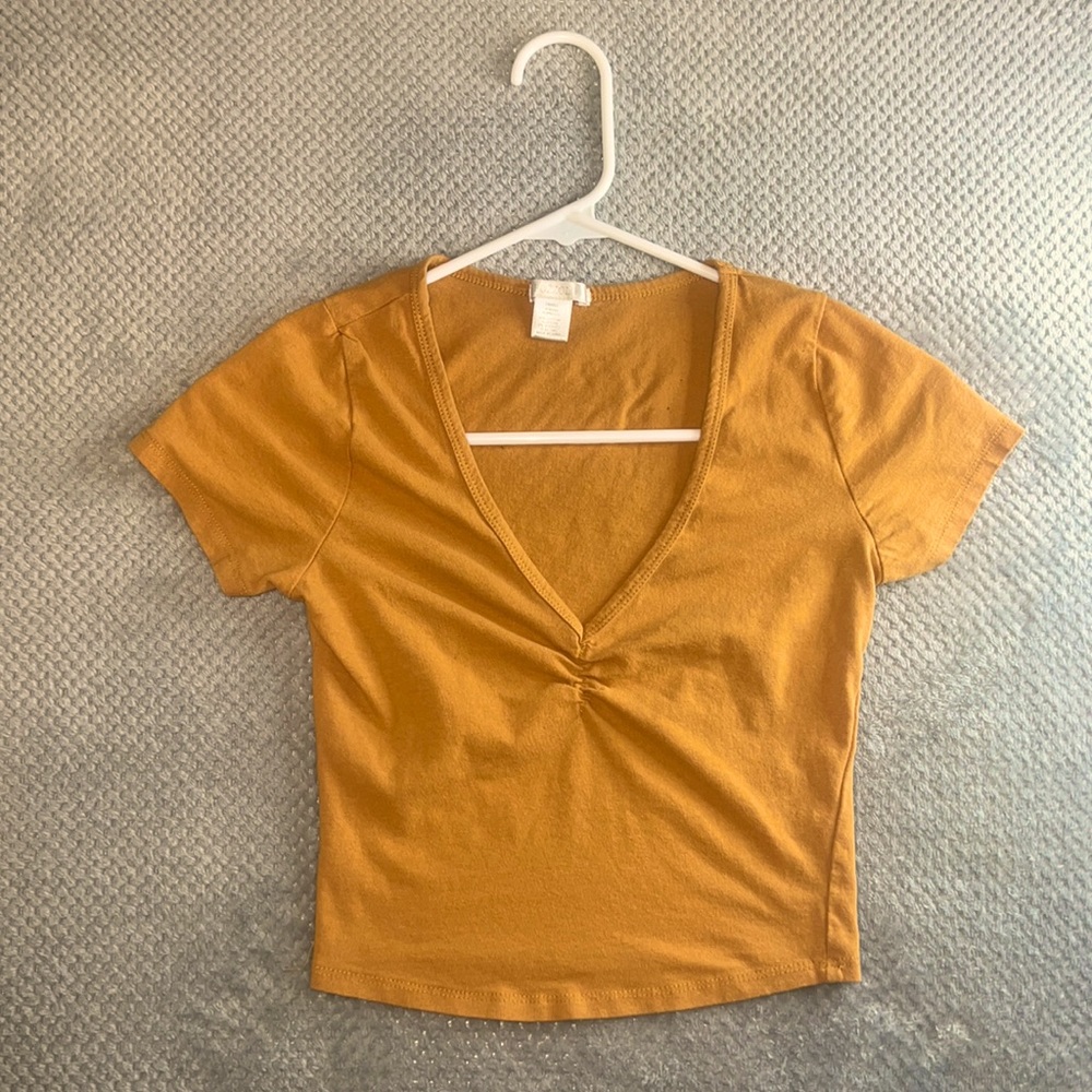 V-Neck Crop Top - Bizzolo